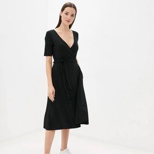 Gap Front Wrap Black Midi Dress 4P, NWT